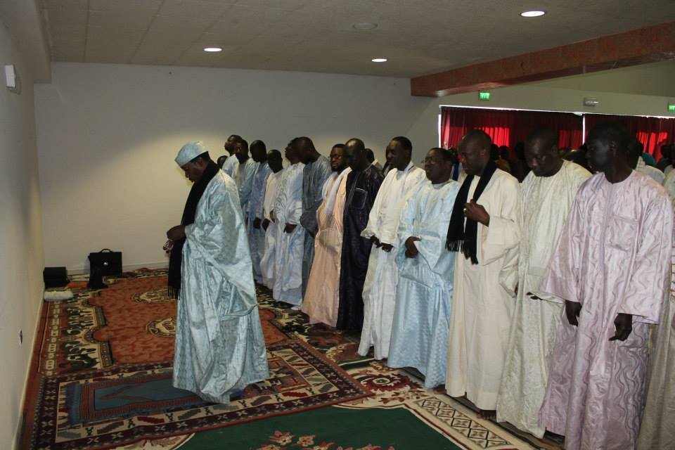 Bamba Day en Italie : L’ancien Maire de la ville de Porto Rico décoré par Serigne Mame Mor Mbacké Mourtada
