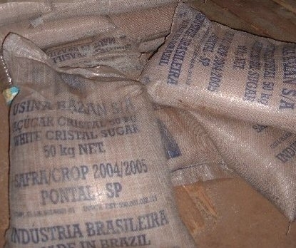Il proposait des sacs de sel recouverts de sucre à des commerçants établis à Touba, Darou Mousty, Louga, Kaolack…