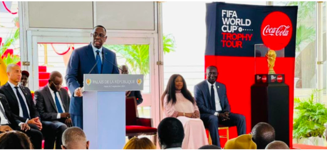 Macky Sall au trophée de la coupe du monde: "Quant à toi dame coupe, le Sénégal, par ma voix, te déclare sa flamme" Macky Sall au trophée de la coupe du monde: "Quant à toi dame coupe, le Sénégal, par ma voix, te déclare sa flamme"
