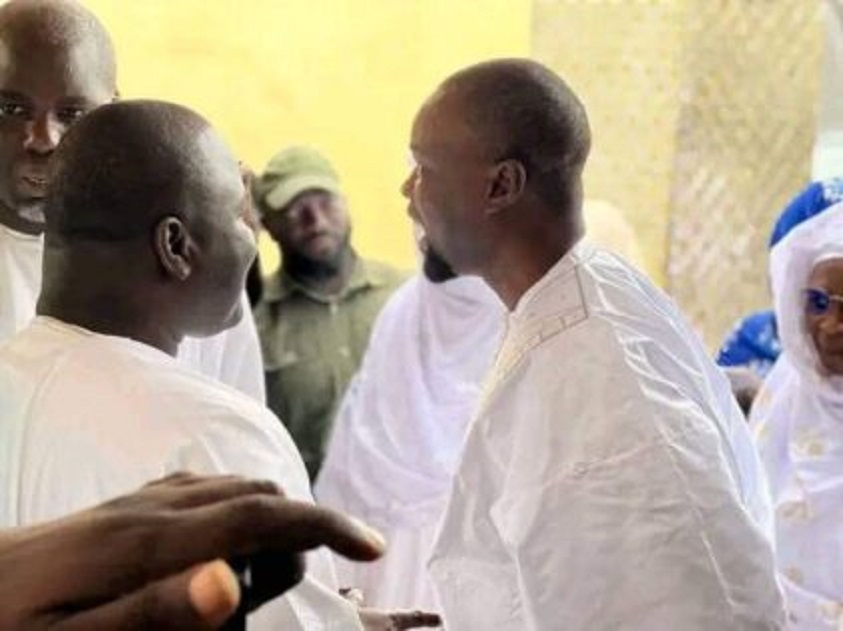 Magal Touba 2022 : Ousmane Sonko et leaders de la coalition Yewwi Askan wi dans la ville sainte Magal Touba 2022 : Ousmane Sonko et leaders de la coalition Yewwi Askan wi dans la ville sainte