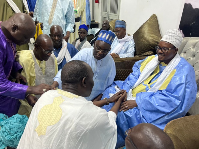 Magal Touba 2022: Échange téléphonique entre le Khalife général des Mourides et Me Abdoulaye Wade... Magal Touba 2022: Échange téléphonique entre le Khalife général des Mourides et Me Abdoulaye Wade...