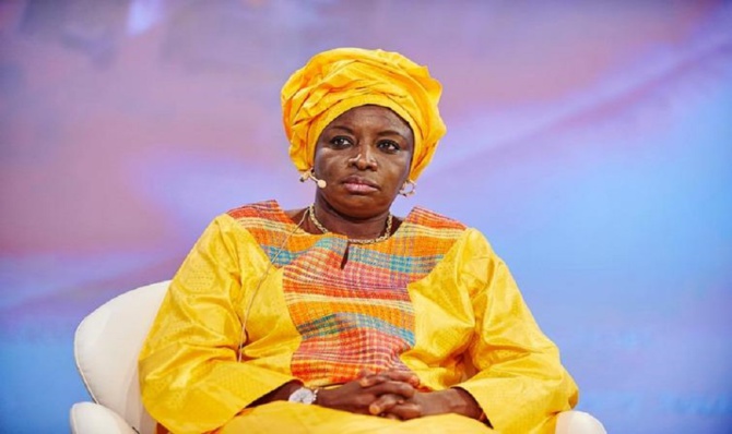 Rupture : Aminata Touré se désabonne du groupe WhatsApp des femmes cadres de l’Apr