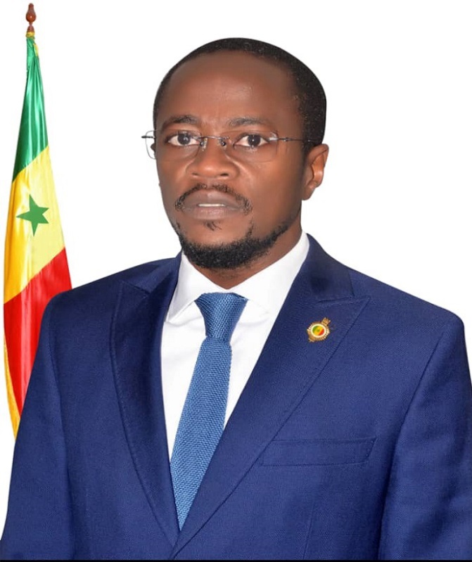 Face aux multiples propositions de lois annoncées : Macky Sall mise sur l'expérience de Abdou Mbow Face aux multiples propositions de lois annoncées : Macky Sall mise sur l'expérience de Abdou Mbow