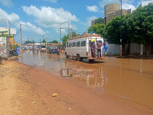 Image du jour : A Darou Mouhty, après la pluie c'est le..... !