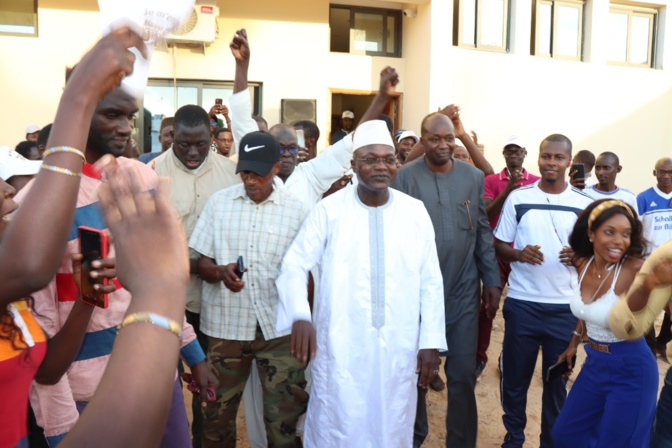 Sangalkam: Une foule en liesse accueille le Ministre Oumar Gueye