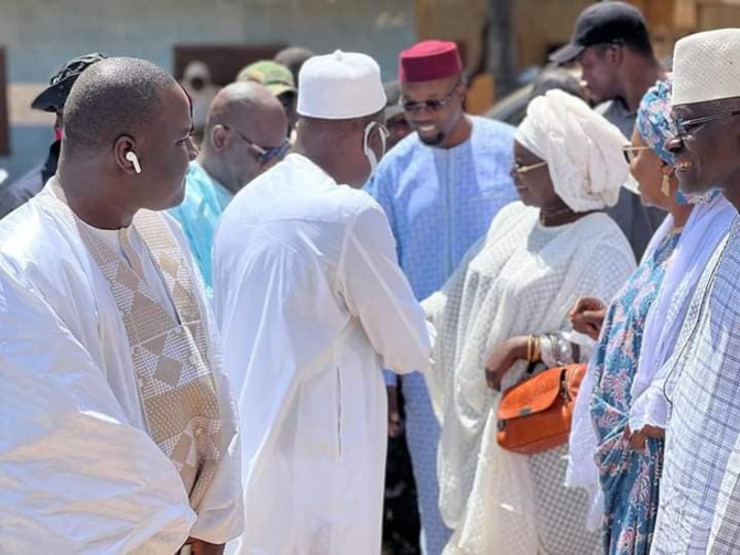 Décès de sa mère : La Coalition Yewwi Askan Wi était à Guédiawaye pour présenter leurs condoléances au maire Cheikh Guèye