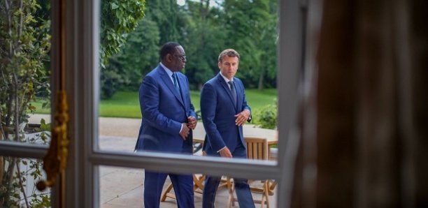 Fake news: Supposé échange entre Macky Sall et Emmanuel Macron sur le 3e mandat