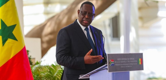 Série d’accidents mortels: Macky Sall appelle à «plus de prudence et de responsabilité sur les routes» Série d’accidents mortels: Macky Sall appelle à «plus de prudence et de responsabilité sur les routes»