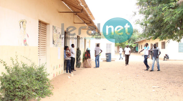 Images - Dakar : 6, 84% taux de participation à 10H (préfet)