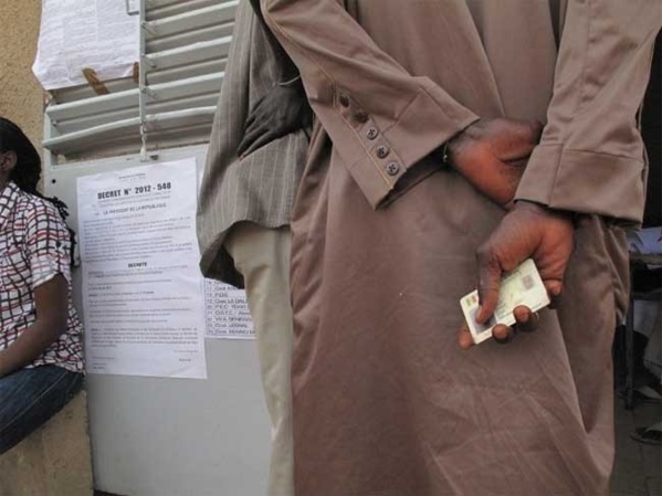 Dakar: un taux de participation de 15,47 % à 13 heures (préfet)