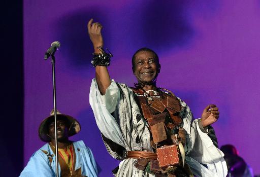 Youssou Ndour : « je ne porte jamais de gris-gris…ne croyez pas à ces choses »