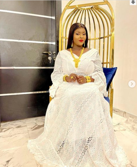 Gamou 2022 : Admirez la robe classe et chic de la chanteuse Abiba (Photos)