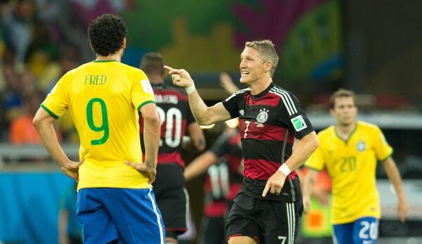 Tremblement de terre à Belo Horizonte: L'Allemagne humilie le Brésil (7-1)