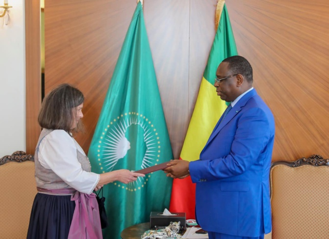 Koweit, Autriche, Canada et Ghana : Le président Macky a reçu hier 4 nouveaux ambassadeurs accrédités à Dakar