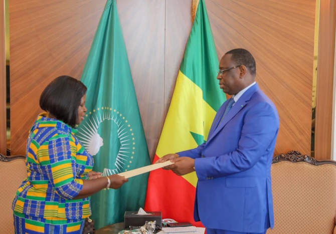 Koweit, Autriche, Canada et Ghana : Le président Macky a reçu hier 4 nouveaux ambassadeurs accrédités à Dakar