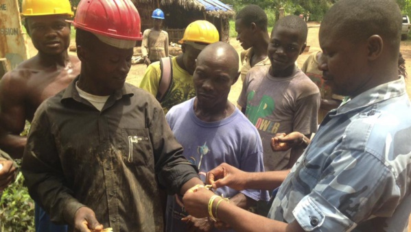 La Sierra Leone, nouvel épicentre du virus Ebola