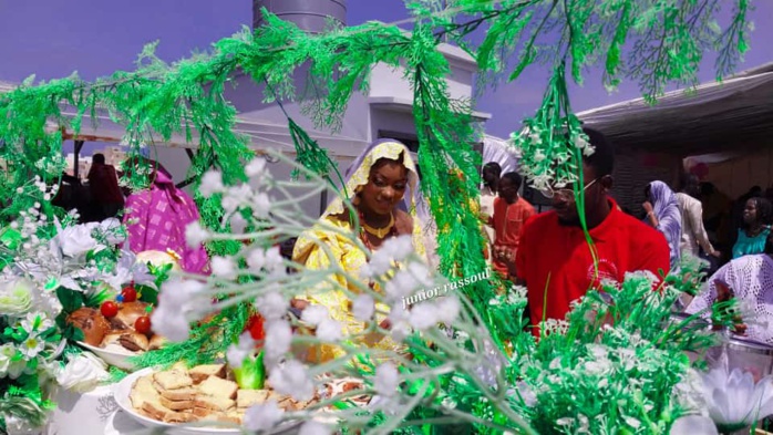 Baptême royal du patron de Télé musique, Khalil Seck en images (Photos) Baptême royal du patron de Télé musique, Khalil Seck en images (Photos)