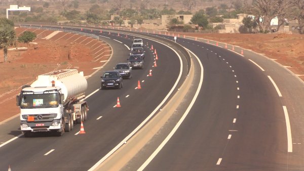 Reboisement de l’autoroute Ila Touba : les travaux d’aménagement des sols entamés