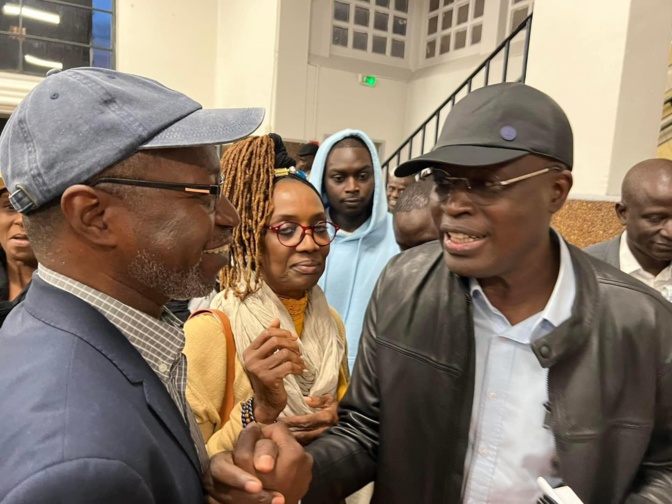 Khalifa Sall et Taxawu Sénégal en France : Des membres du mouvement national des jeunesses et étudiants socialistes ont répondu à l’appel Khalifa Sall et Taxawu Sénégal en France : Des membres du mouvement national des jeunesses et étudiants socialistes ont répondu à l’appel