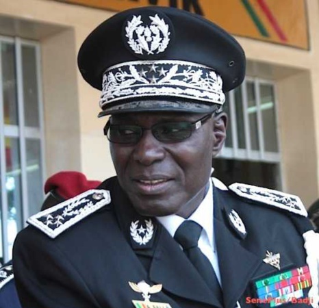 Annoncé à Dakar, ce 24 juillet 2014 : le Général Abdoulaye Fall vaque librement à ses occupations, au Portugal