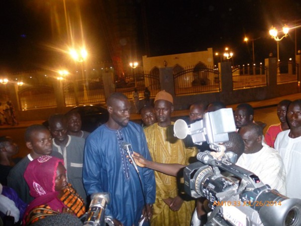 Depuis Touba, les partisans de Karim préparent un déplacement massif à Dakar pour le procès