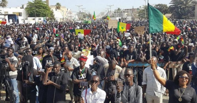 Pour la libération de Pape Alé Niang : Ousmane Sonko appelle à un soulèvement national des Sénégalais, ce jeudi Pour la libération de Pape Alé Niang : Ousmane Sonko appelle à un soulèvement national des Sénégalais, ce jeudi