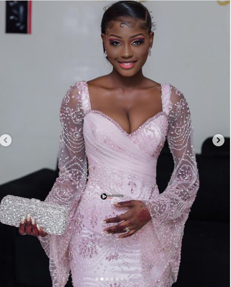Mariage de Dieyla Guèye: La chanteuse s'affiche toute joyeuse (Photos) Mariage de Dieyla Guèye: La chanteuse s'affiche toute joyeuse (Photos)