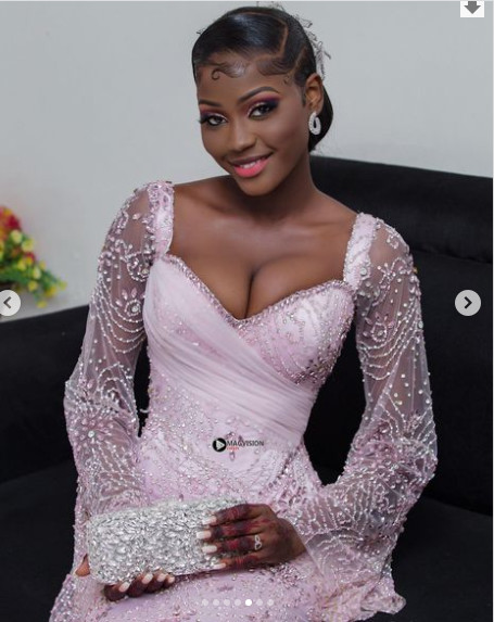Mariage de Dieyla Guèye: La chanteuse s'affiche toute joyeuse (Photos) Mariage de Dieyla Guèye: La chanteuse s'affiche toute joyeuse (Photos)
