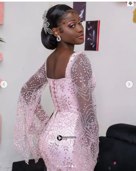 Mariage de Dieyla Guèye: La chanteuse s'affiche toute joyeuse (Photos) Mariage de Dieyla Guèye: La chanteuse s'affiche toute joyeuse (Photos)