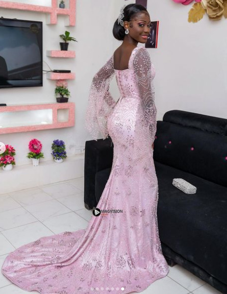 Mariage de Dieyla Guèye: La chanteuse s'affiche toute joyeuse (Photos) Mariage de Dieyla Guèye: La chanteuse s'affiche toute joyeuse (Photos)