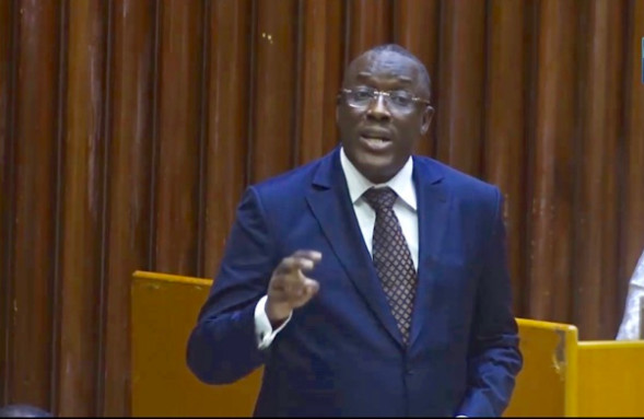 Cheikh Oumar Anne : « Des efforts énormes sont faits pour des cantines scolaires»