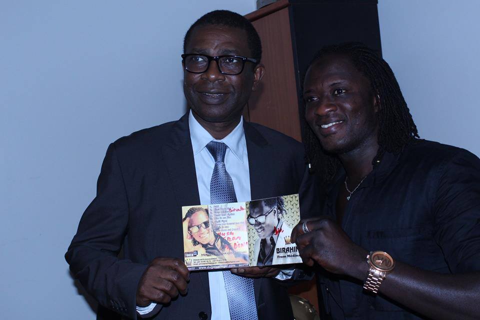 Quand Pape Birahim présente son album à Youssou Ndour