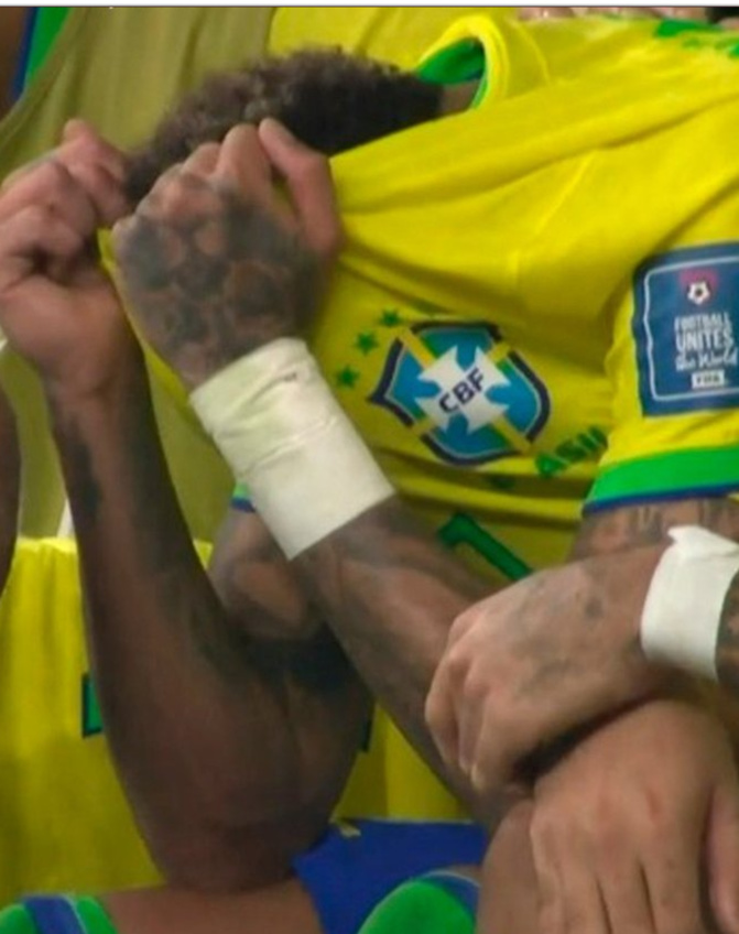 CM2022 / Blessure de Neymar: Le Brésil suspendu à sa cheville enflée CM2022 / Blessure de Neymar: Le Brésil suspendu à sa cheville enflée