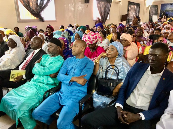 Rufisque: L’Apr démarre la vente de carte dans un moment de communion et d’engagement Rufisque: L’Apr démarre la vente de carte dans un moment de communion et d’engagement