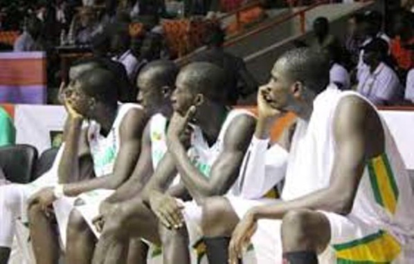 Basket- Coupe du Monde 2014 : L’équipe nationale menace de ne pas revenir sur Dakar pour recevoir le drapeau si…