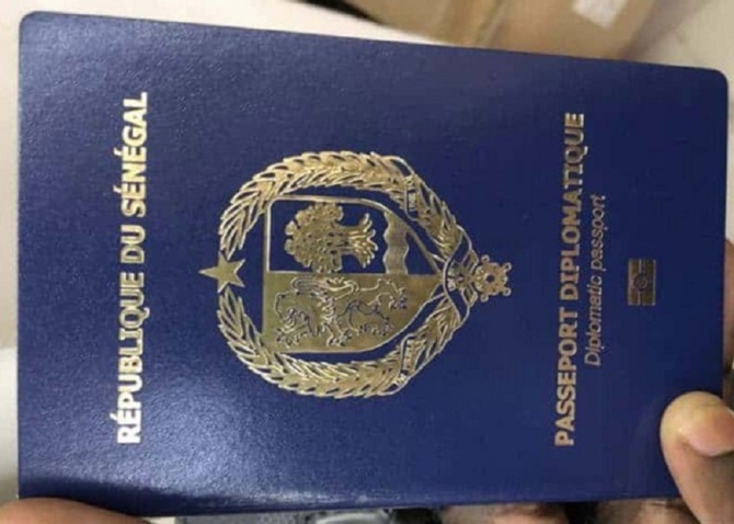 Trafic passeports diplomatiques entre la Présidence et le MAE : ils ont écopé d’un an de prison ferme