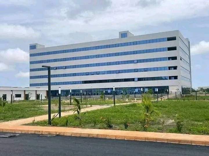 Photos: L'Université Amadou Mahtar Mbow inaugurée, ce jeudi Photos: L'Université Amadou Mahtar Mbow inaugurée, ce jeudi