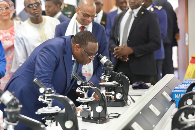 Inauguration Université Amadou Mahtar Mbow: Le discours intégral du Président Macky Sall (texte et photos)