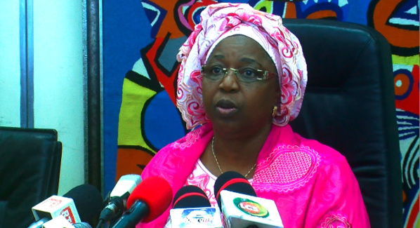 Ebola: le dispositif de riposte sera renforcé, assure Awa Marie Coll Seck