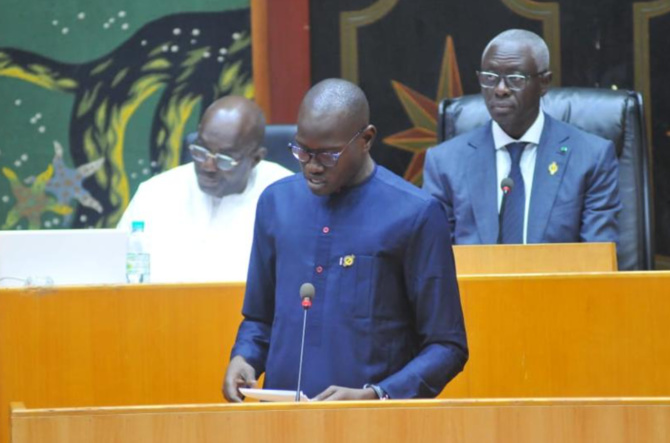 Assemblée nationale: Abdoulaye Diagne, député accule grave Guy Marius Sagna