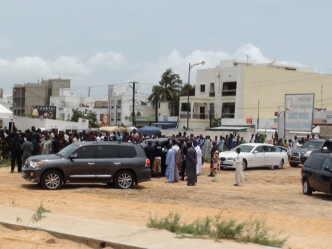 Visite de Serigne Mountakha Bassirou Mbacké et Serigne Bassirou Abdou Khadre à Massalikoul Jinaan