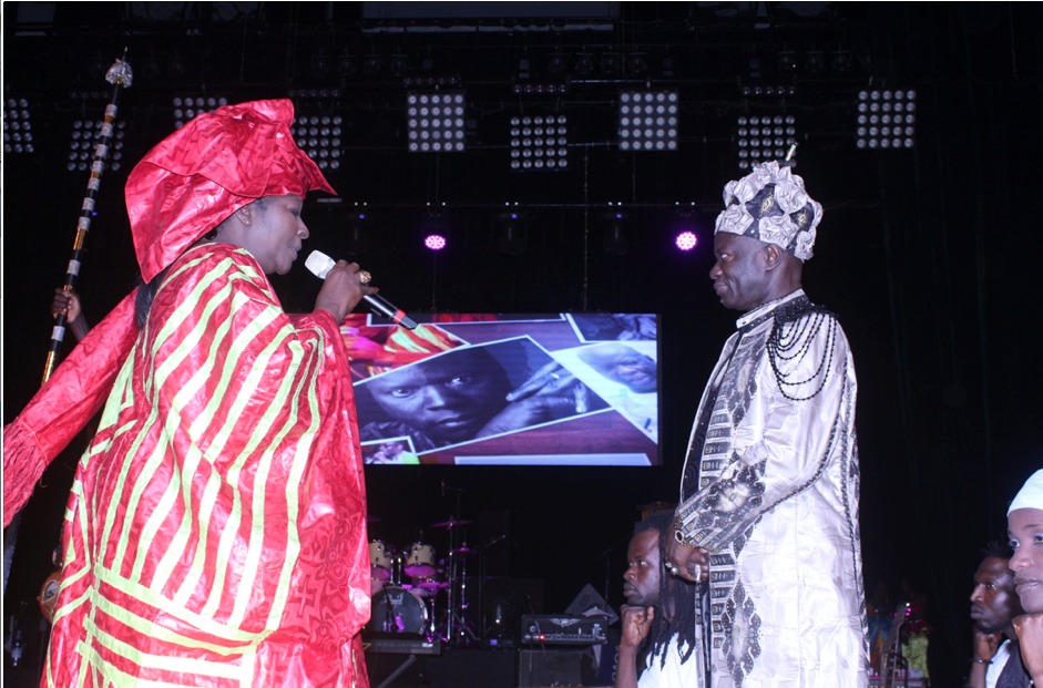 Images- Grand Théâtre de Dakar- Soda Mama Fall déroule le tapis… traditionnel pour Oumar Pène