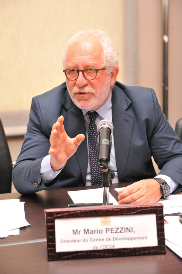 Photos+Discours: Atelier sur la politique macroéconomique et les réformes structurelles pour l'année 2015