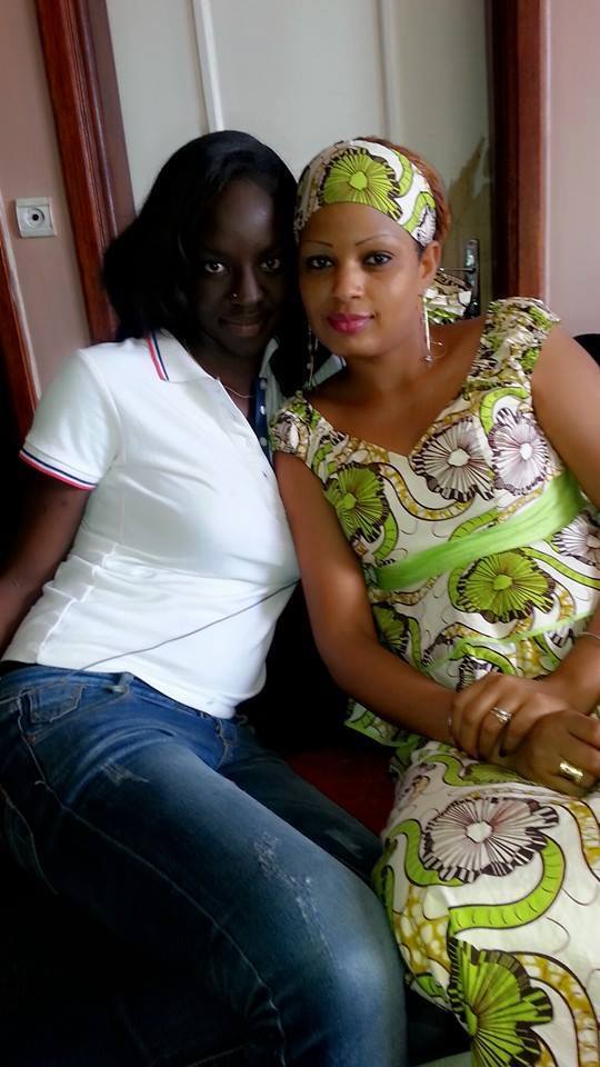 Belle complicité entre Anna et Kiné de la série "Buur Guéwël"