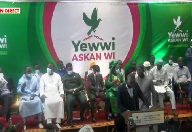 Association de maires : Yewwi Askan wi répond à Macky Sall