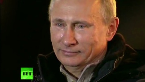 En plein direct à la télé, Vladimir Poutine ne peut contenir ses larmes (VIDÉO)