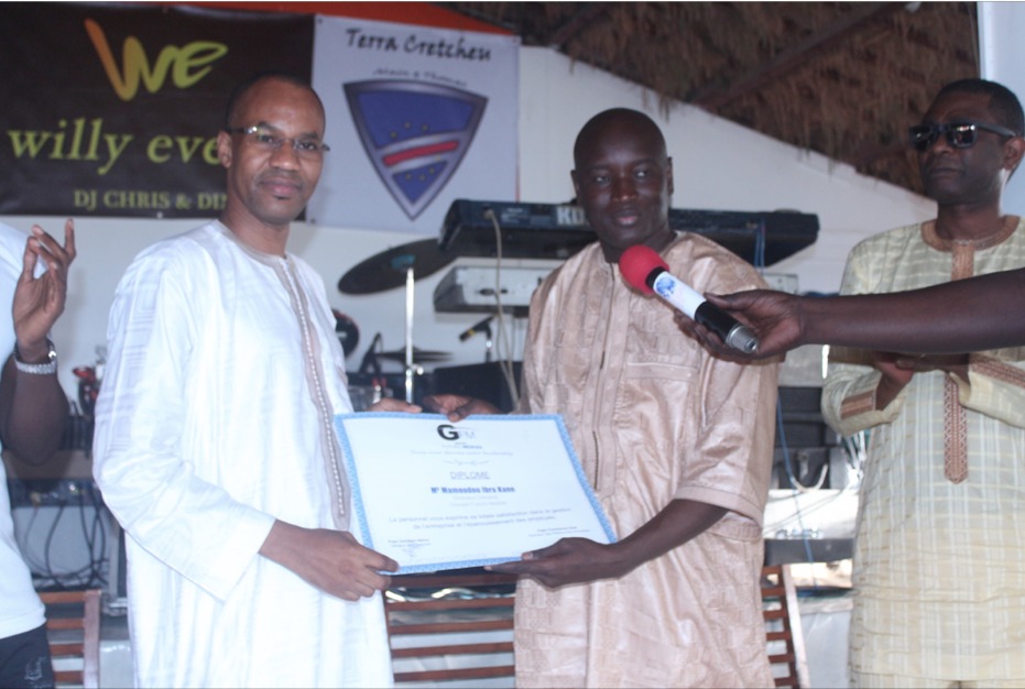 Images- Yendou du personnel de Youssou Ndour