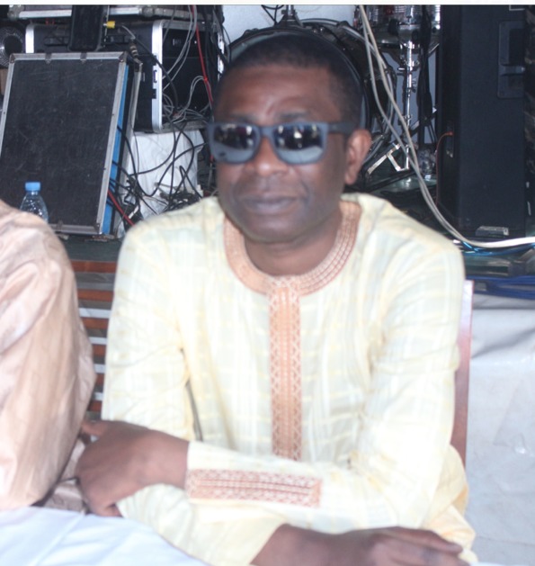 Images- Yendou du personnel de Youssou Ndour
