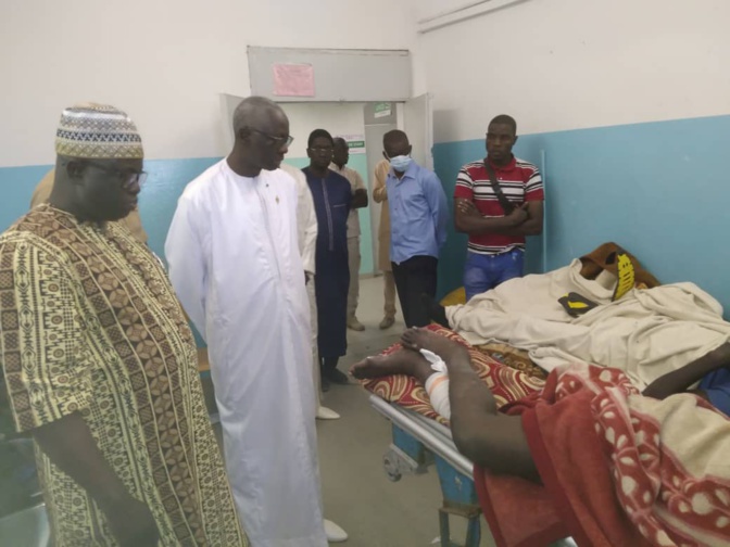 Saint-Louis : Dr. Mame Diop, maire de Richard-Toll, au chevet des victimes de l'accident du stade municipal
