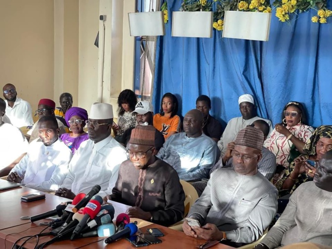 De l’installation de la 14e Législature à l’examen de la motion de censure : La déclaration du groupe parlementaire Liberté, Démocratie et Changement De l’installation de la 14e Législature à l’examen de la motion de censure : La déclaration du groupe parlementaire Liberté, Démocratie et Changement